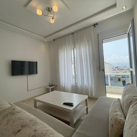 Apartamento Piso céntrico y a pie de playa. Martil Exterior foto