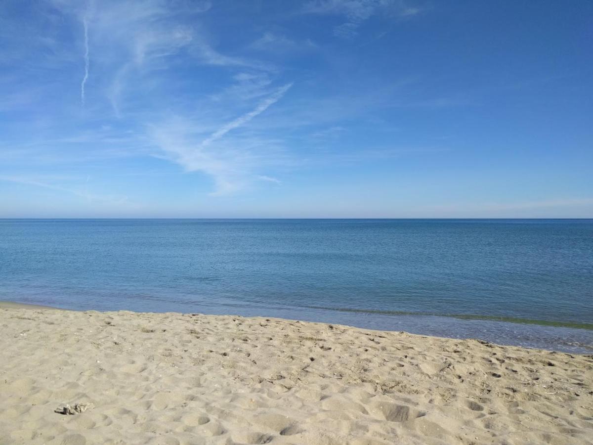 Apartamento Piso céntrico y a pie de playa. Martil Exterior foto